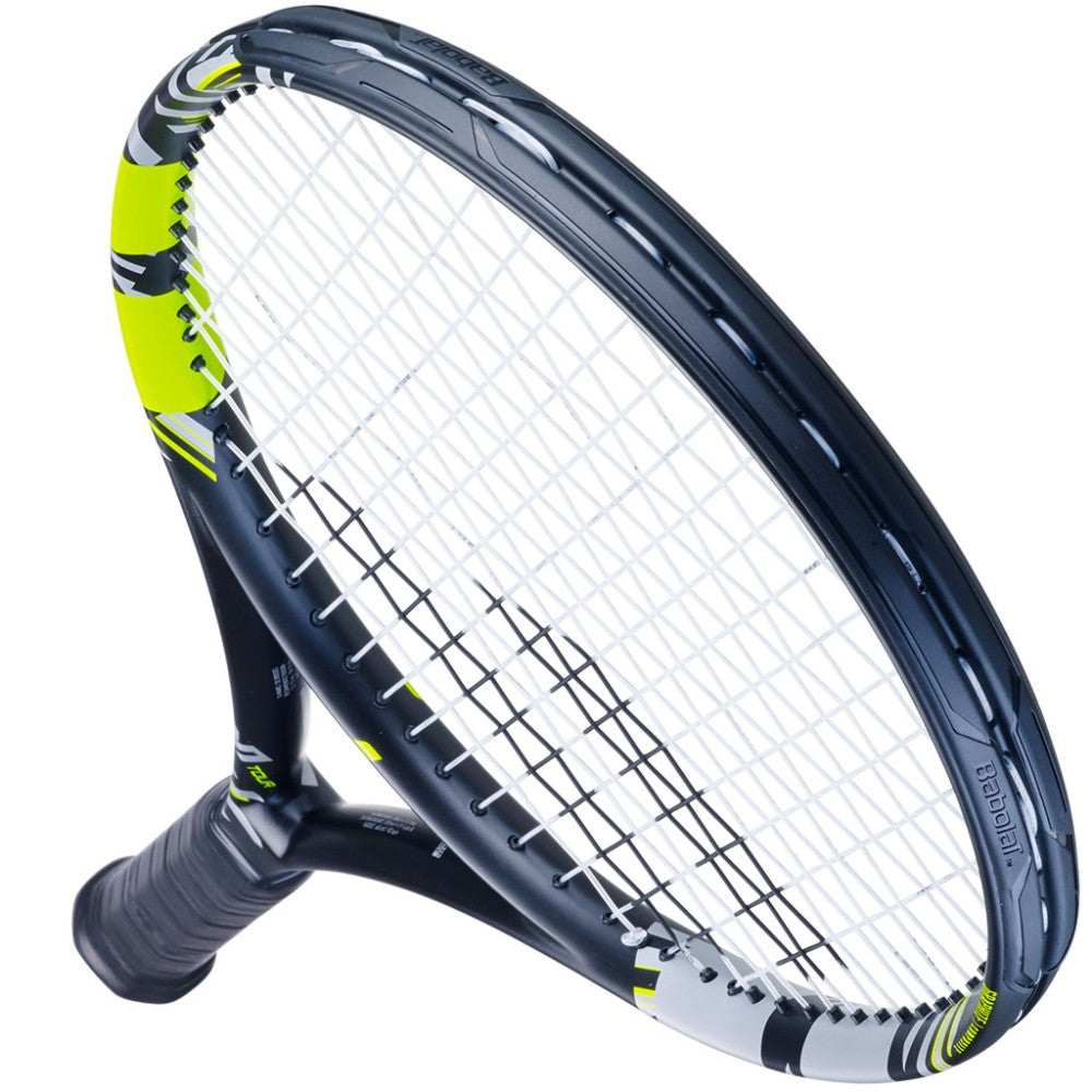 Тенис ракета Babolat Pulsion Tour с графитна конструкция и голяма глава за комфорт и контрол.