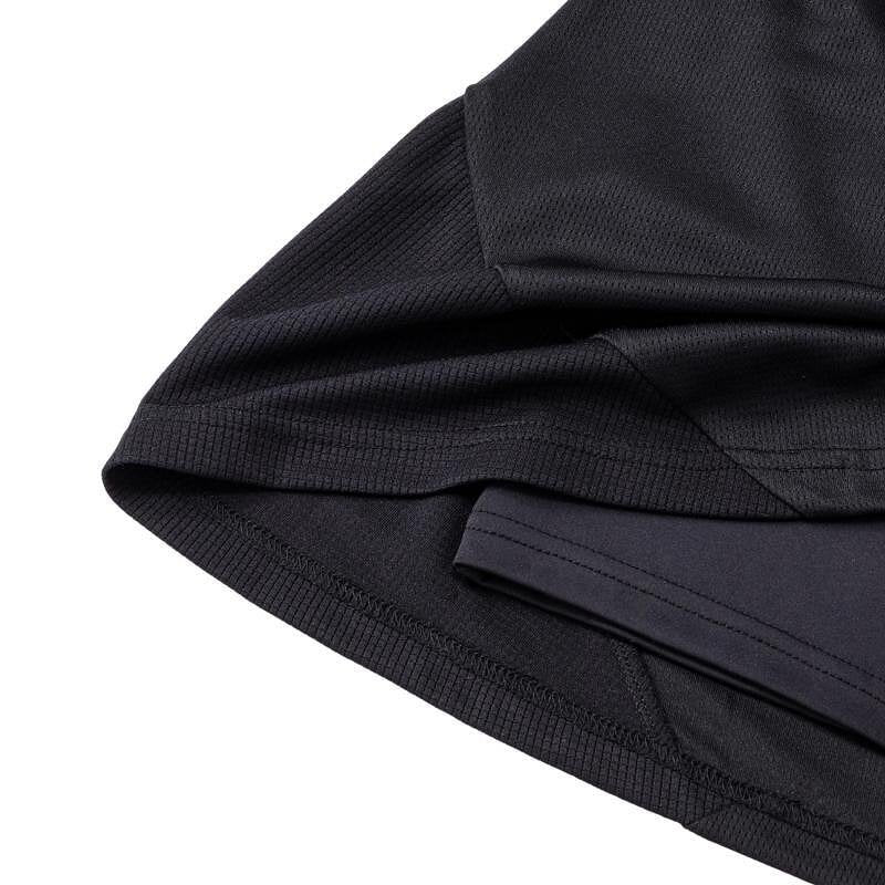Women's Yonex 26194 Skirt (with inner shorts) Black – black sports skirt with inner shorts for comfort and security on the court.