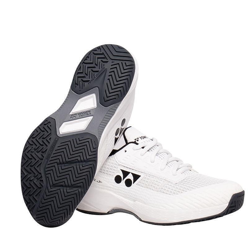 Детски маратонки Yonex PC AD-ACCEL CL White – бели тенис маратонки за клей с POWER CUSHION и стабилност