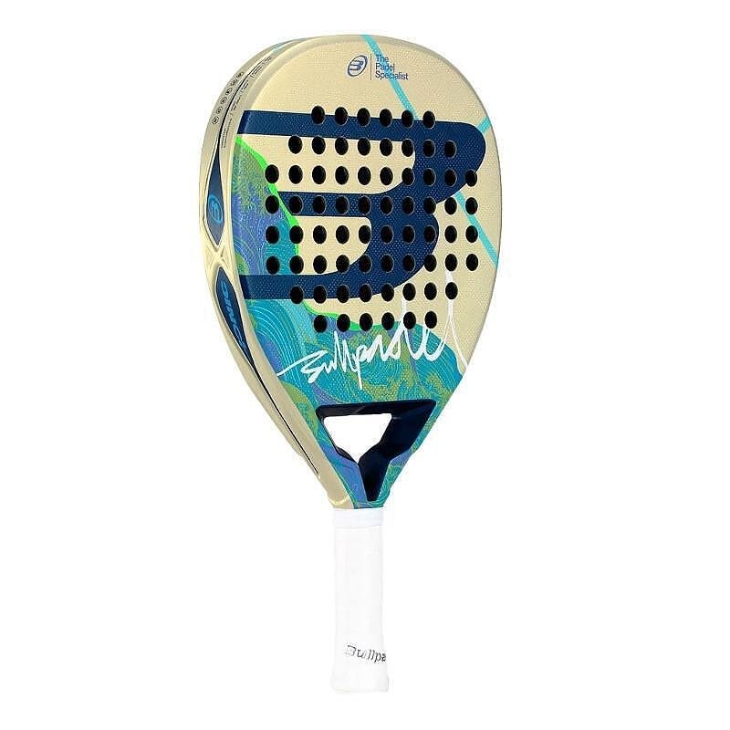 Bullpadel IONIC LIGHT 26 padel racket – lightweight, precise and balanced for control and power on the court