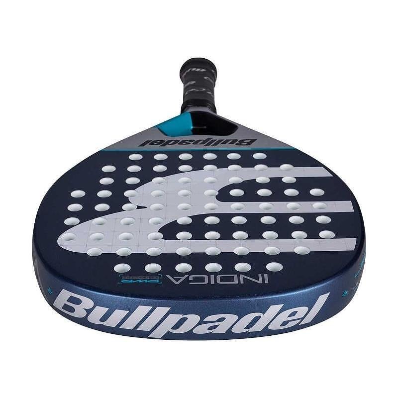 Bullpadel Indiga Power 2026 padel racket with a diamond shape, Polyglass face, SoftEva core, and CarbonTube frame, designed for beginner players with an offensive style.