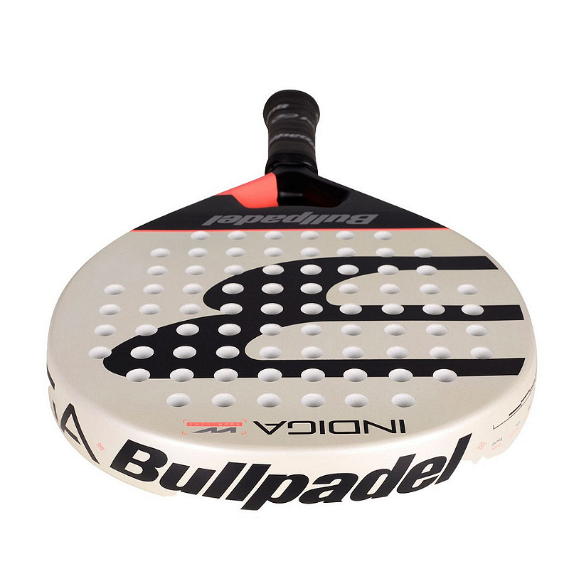 Bullpadel Indiga Woman 26 padel racket - a light, comfortable and maneuverable racket with a round shape, providing control and comfort during play.
