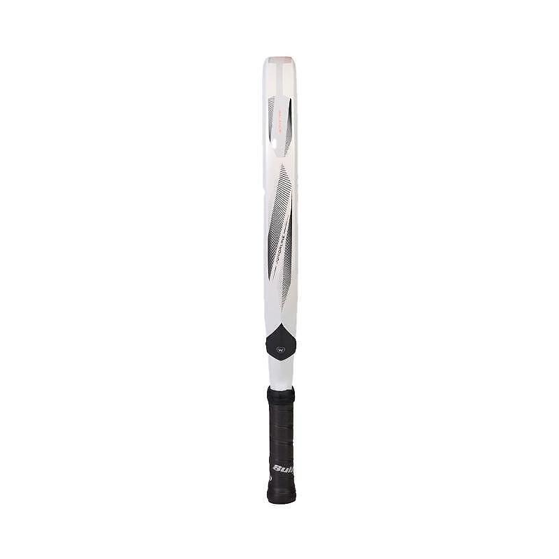 Bullpadel Vertex Jr Boy 26 padel racket with a diamond shape, Polyglass face, Evalastic core, and CarbonTube carbon frame, designed for advanced young players.