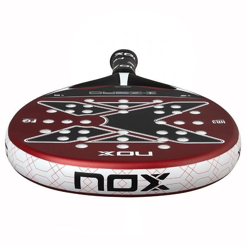 X-Zero padel racket – lightweight, comfortable and easy to control, suitable for beginner and intermediate players.