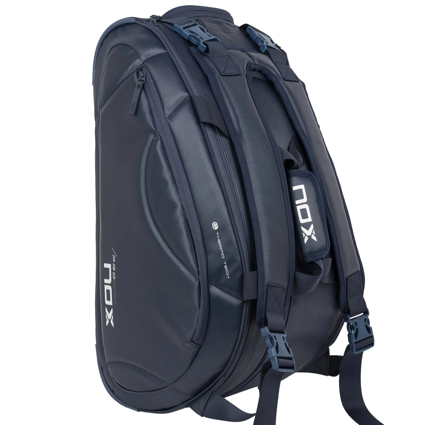 Падел сак NOX Pro Series Navy – лек, издръжлив и практичен. С термоотделение, място за ракети, обувки и аксесоари