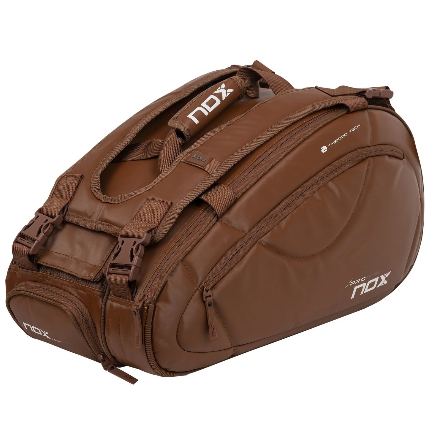 Падел сак NOX Pro Series Brown – стилен спортен сак в кафяв цвят с термоотделение, отделение за обувки и място за до 3 падел ракети.