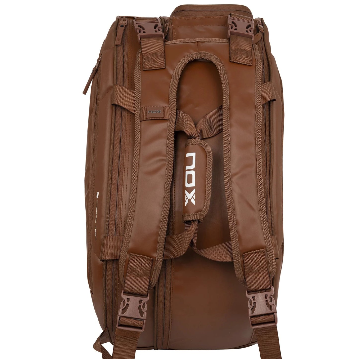 Падел сак NOX Pro Series Brown – стилен спортен сак в кафяв цвят с термоотделение, отделение за обувки и място за до 3 падел ракети.