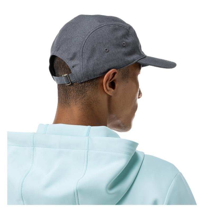 Yonex Cap 40096 Charcoal - a stylish graphite unisex cap for comfort, stability, and a custom fit.