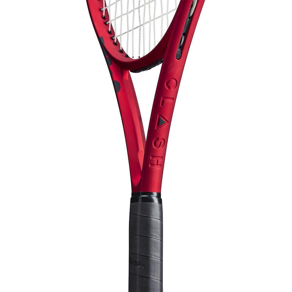 Tennis racket Wilson Clash 100 Pro V2.0 – red, stable and flexible Wilson tennis racket for control and power