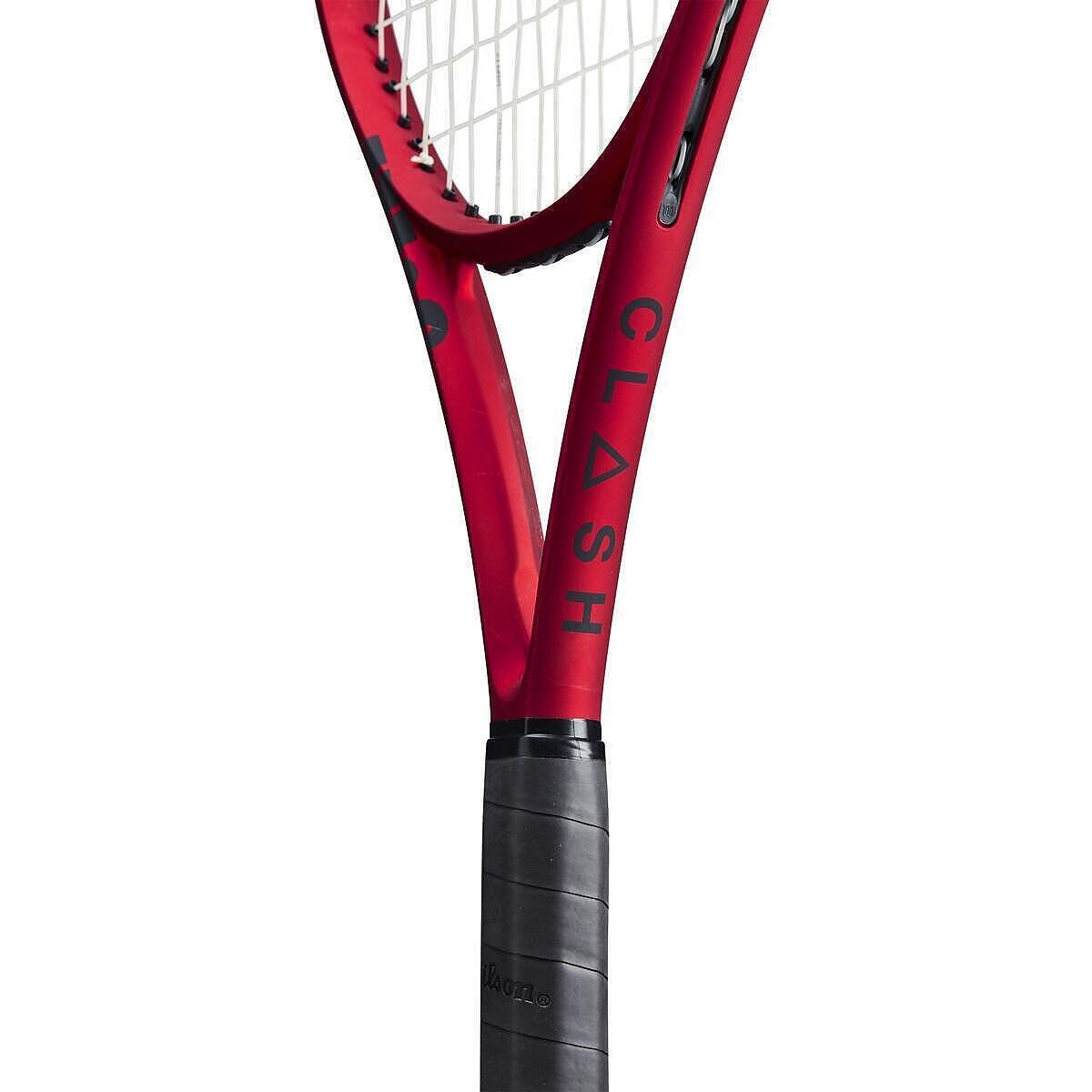 Wilson Clash 100L V2.0 Tennis Racket – a lightweight and flexible Wilson tennis racket for comfort and stability