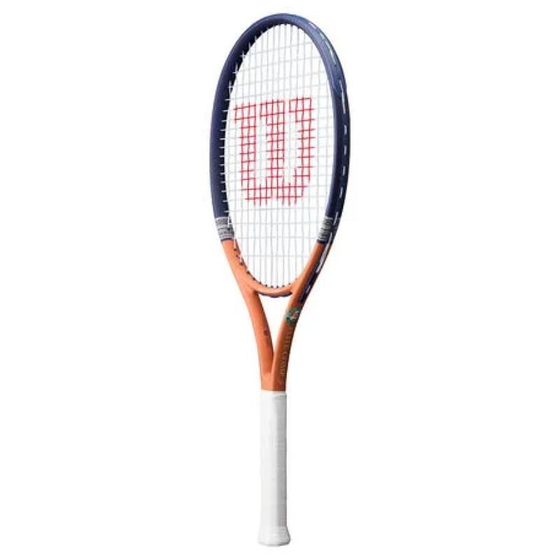 Wilson Roland Garros Elite 26 tennis racket – a lightweight junior racket for control and confidence on the court.