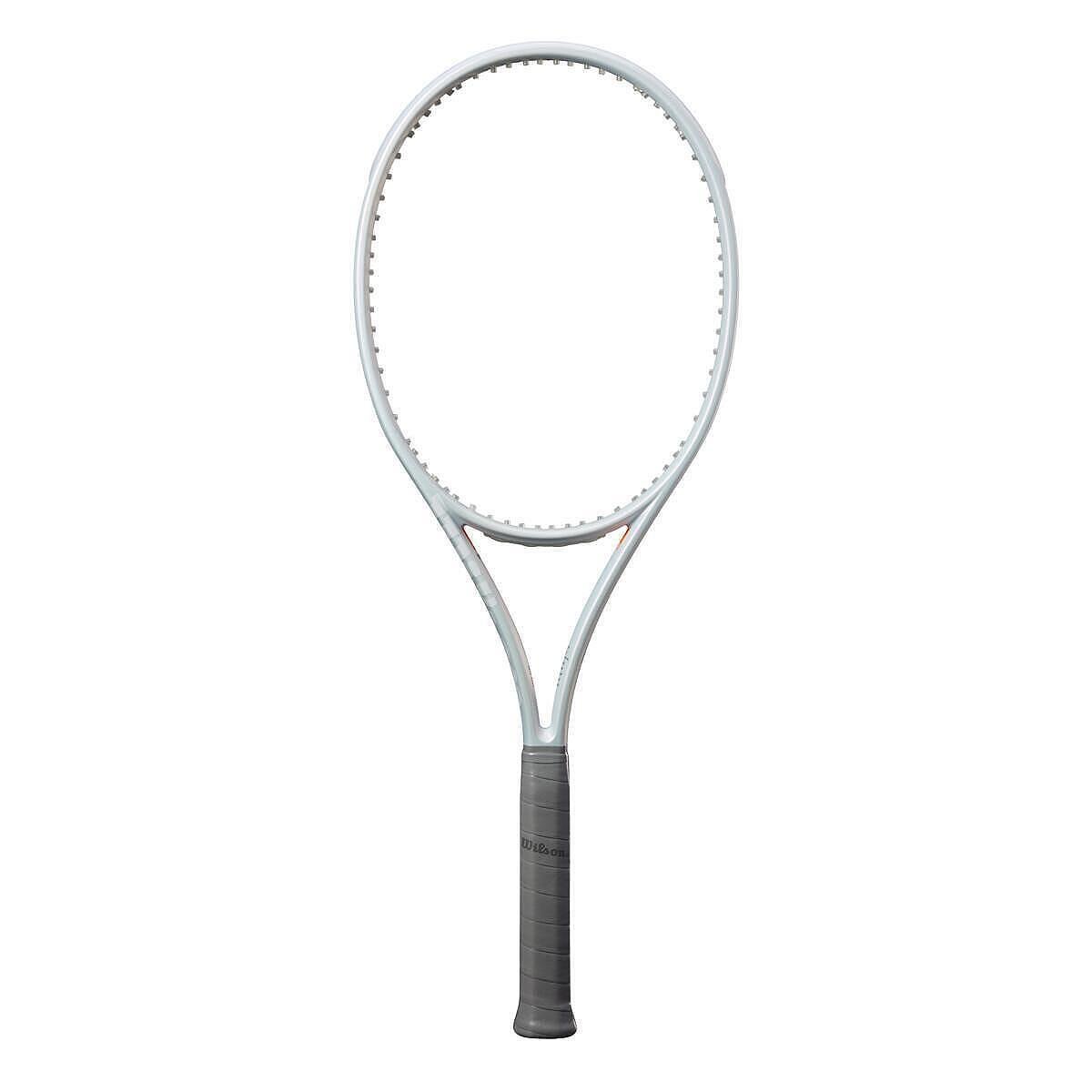 Wilson Shift 99L V1 tennis racket – lightweight, stable and powerful with controlled spin for intermediate and advanced players.