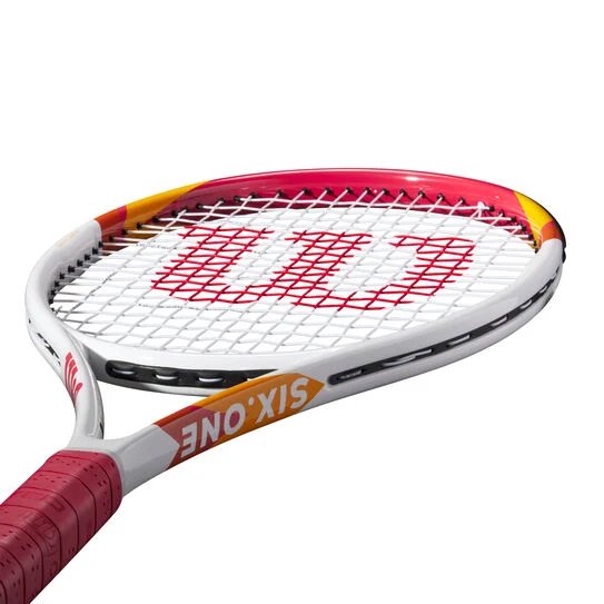 Тенис ракета Wilson Six One – предварително наплетена, маневрена и мощна за контрол и спин. Тенис ракети Wilson.