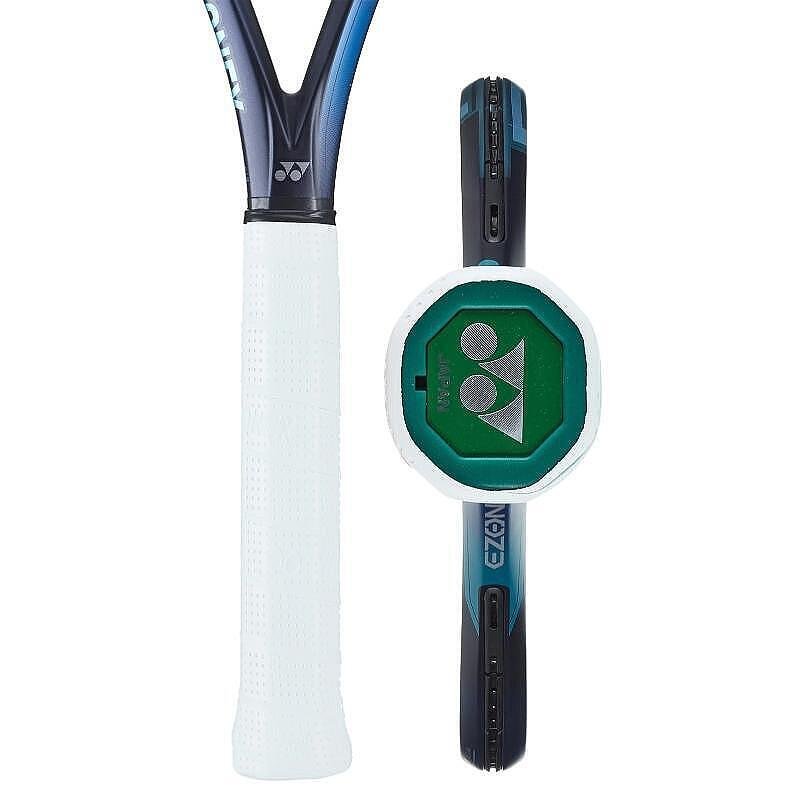 Rachetă de tenis Yonex EZONE 98L Sky Blue pentru putere controlată și confort, 98 inch pătrați, 285 g, rachetă ușoară Yonex
