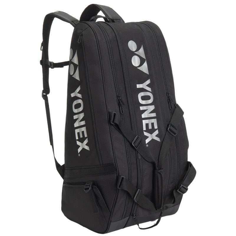 Термобег Yonex Gearlogic Black - 9 ракети, черен с голям капацитет за тенис ракети и екипировка.
