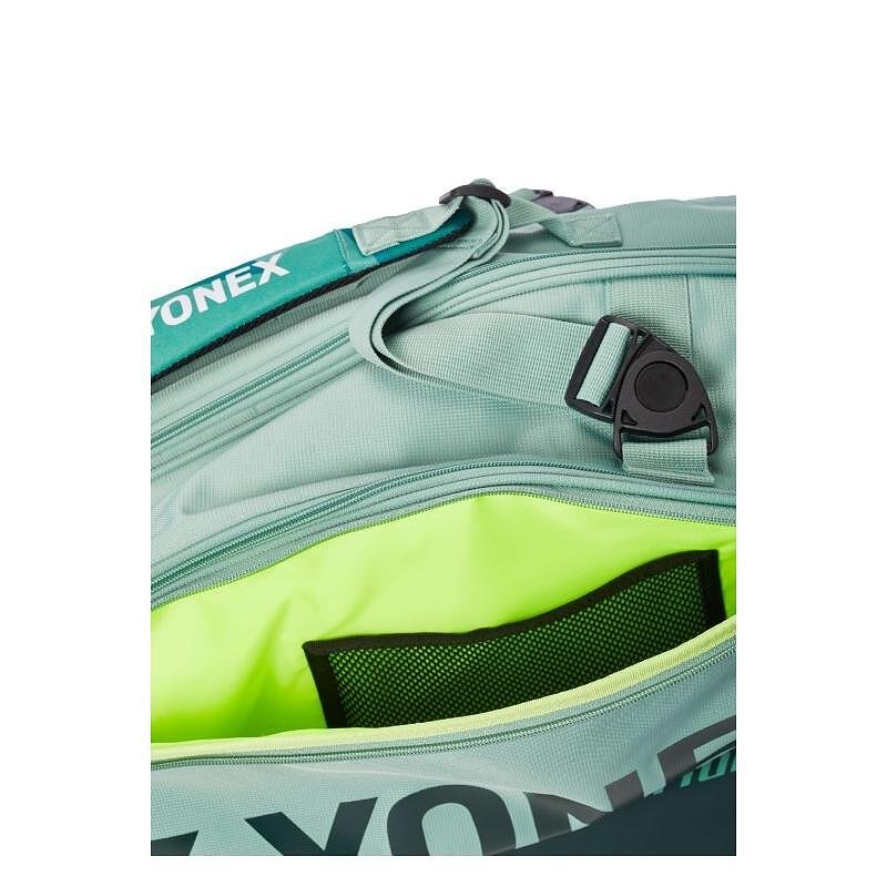 Thermobag YONEX PRO BAG Olive Green - 12 rackets, spacious Yonex tennis bag with shoe and accessory compartment