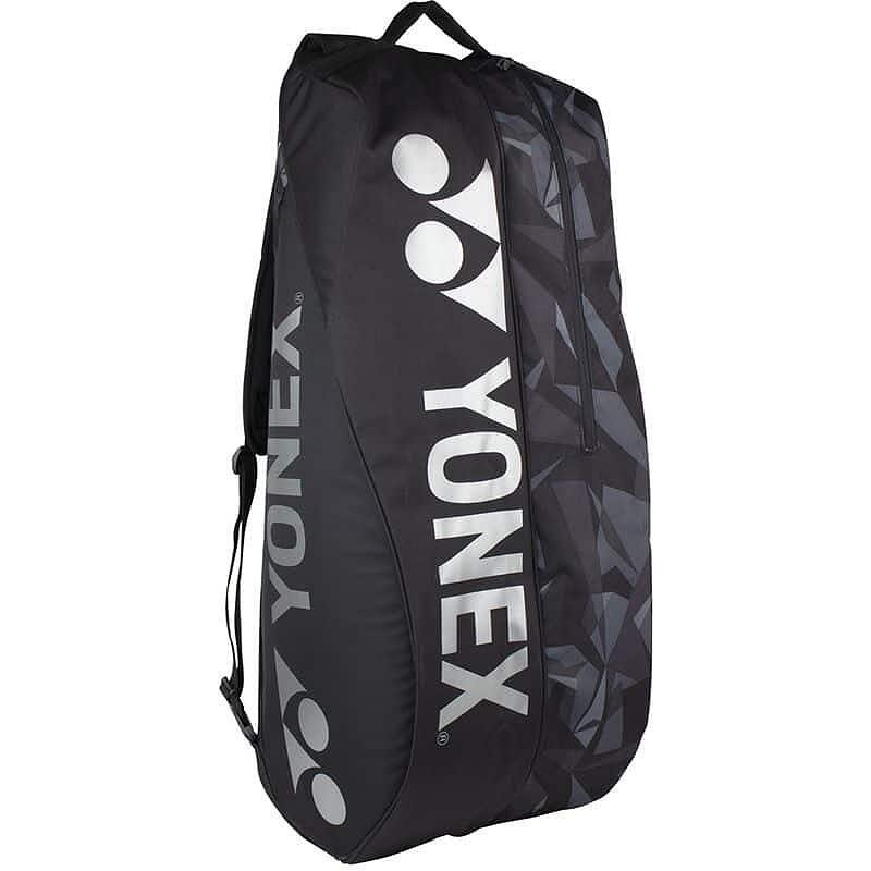 Термобег Yonex PRO THERMOBAG - 6 ракети, black – черен тенис сак Yonex за 6 ракети и екипировка