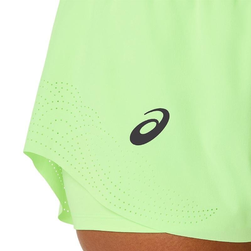 Дамски шорти с клин ASICS MATCH LASER CUT GREEN
