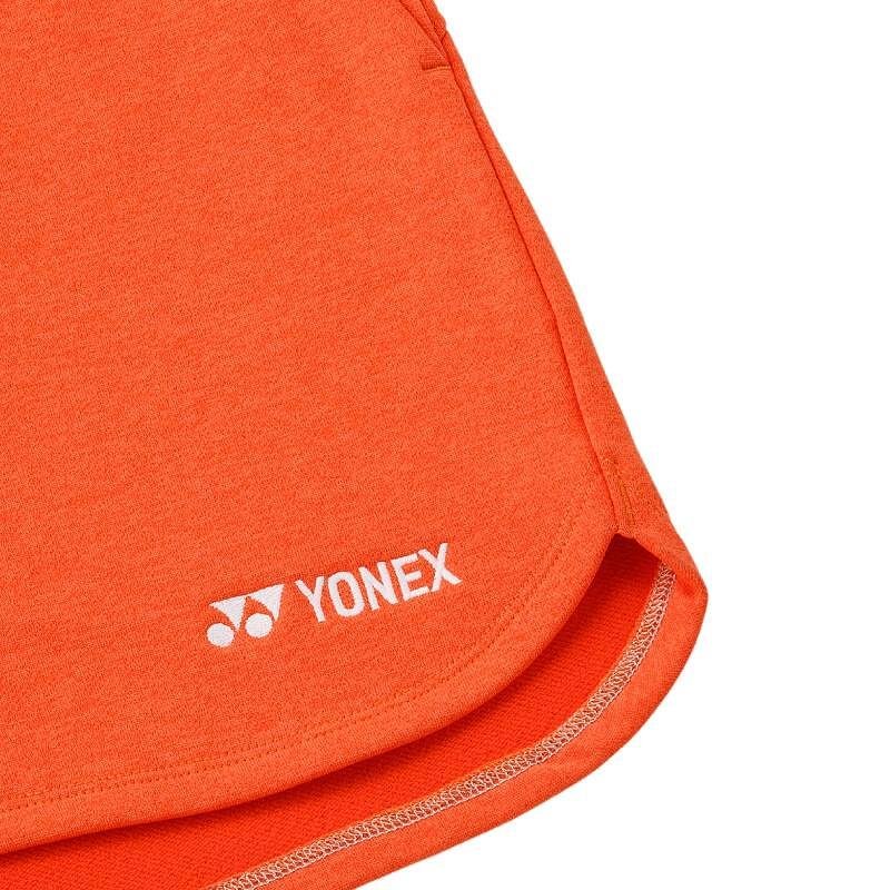Дамски шорти Yonex 37009 Cyber Orange – спортен модел за тенис и бадминтон, комфорт и свобода на движение.