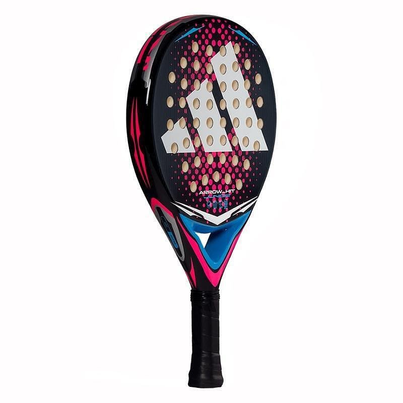 Rachetă de padel Adidas Arrow Hit Junior Pink cu formă rotundă, nucleu Soft Performance EVA, față din fibră de sticlă și zonă centrală de lovire, destinată jucătorilor tineri începători, oferind confort