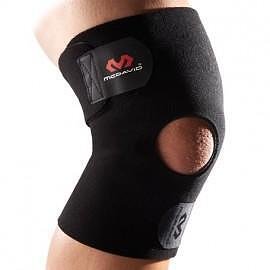 Elastic knee brace with patella opening MCDAVID