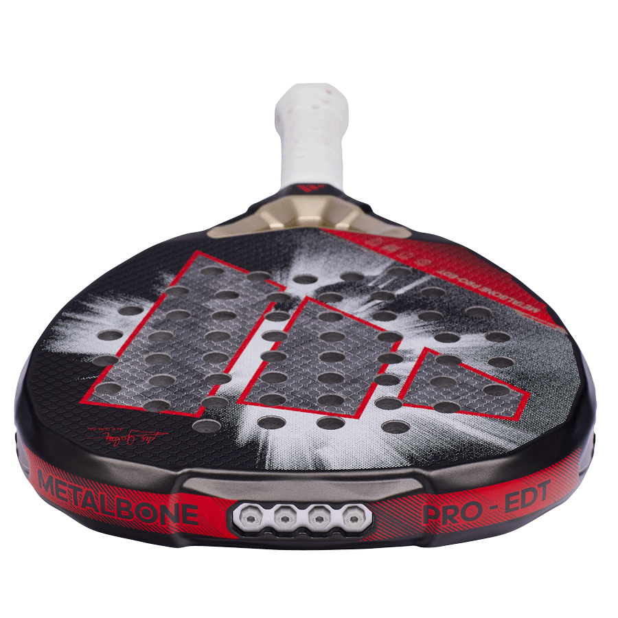 Падел ракета Adidas Metalbone Pro EDT с диамантена форма и Carbon Aluminized 16K за максимална атакуваща мощност.
