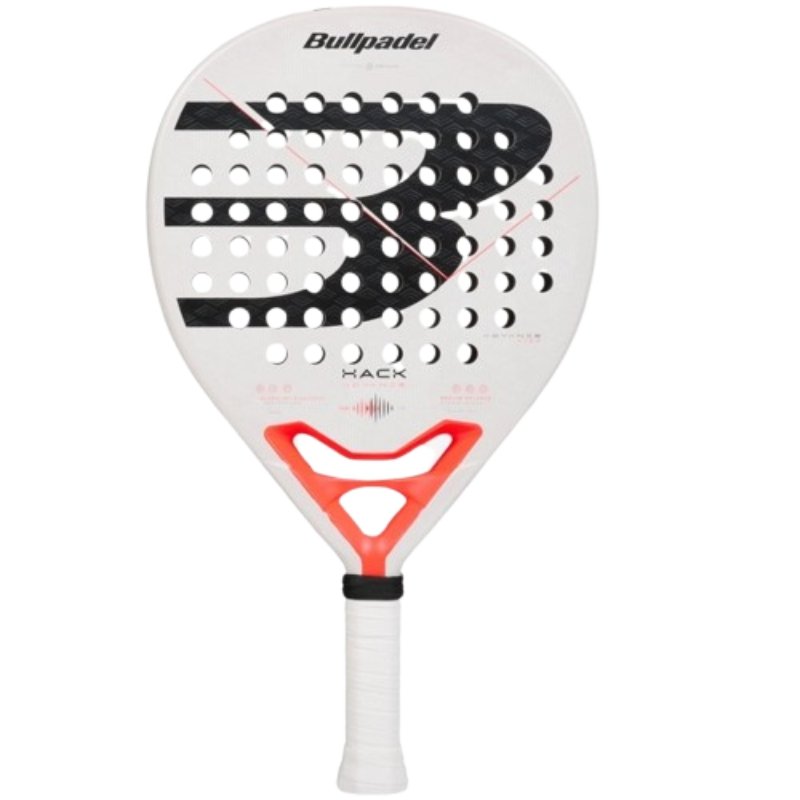 Падел ракета Bullpadel Hack Advance 26 с диамантена форма и висок баланс, идеална за атакуваща игра