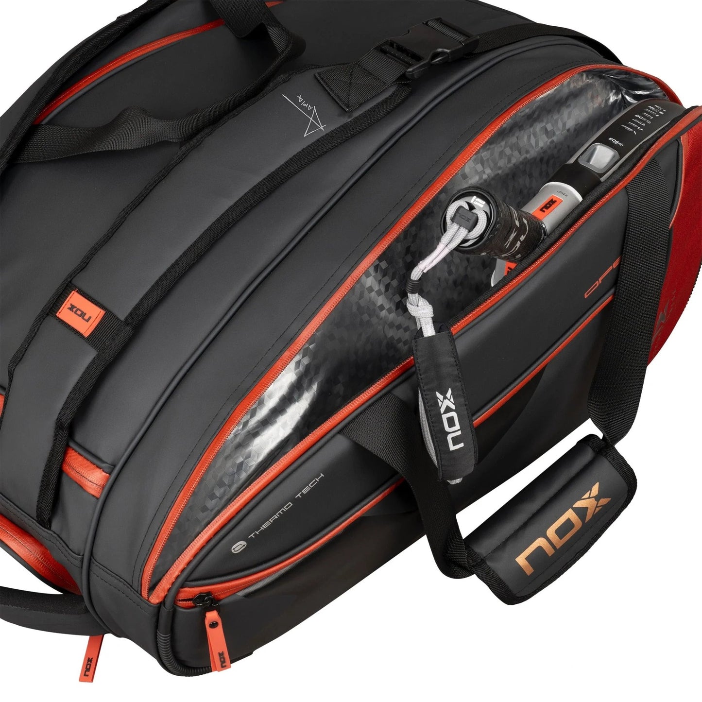 Geantă termo pentru padel Nox Luxury Open 24 Red cu protecție ThermoTech și spațiu pentru 3 rachete