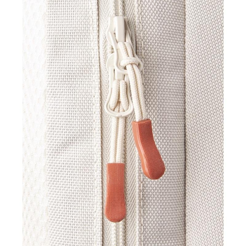 Wilson Team Roland Garros backpack with a zipper and an elegant cream design, a stylish tennis backpack for tennis gear