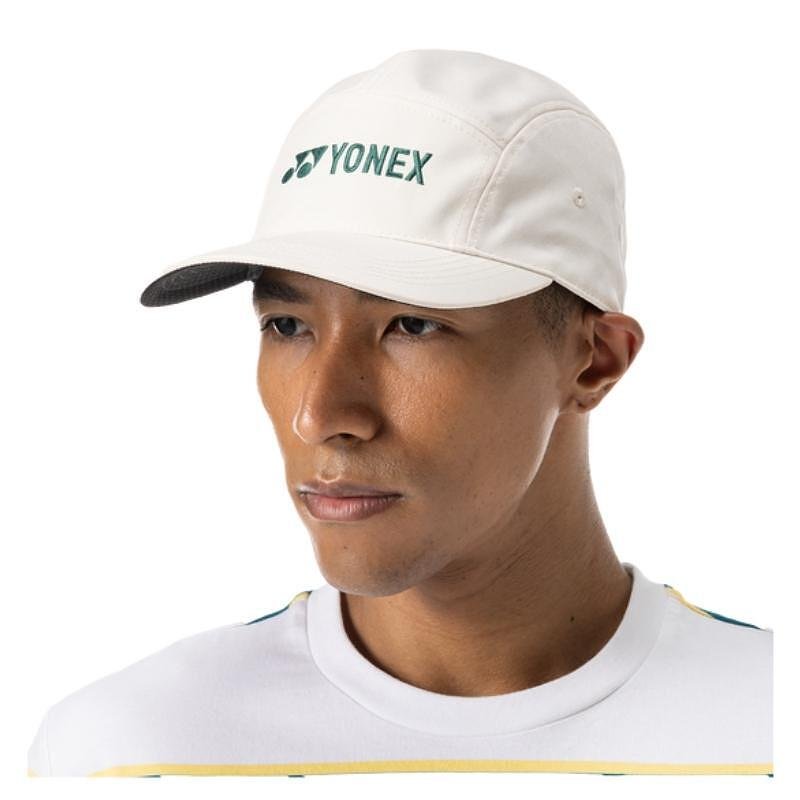Yonex Cap 40096 Sand cap – a stylish unisex cap for comfort, stability and sporty style.
