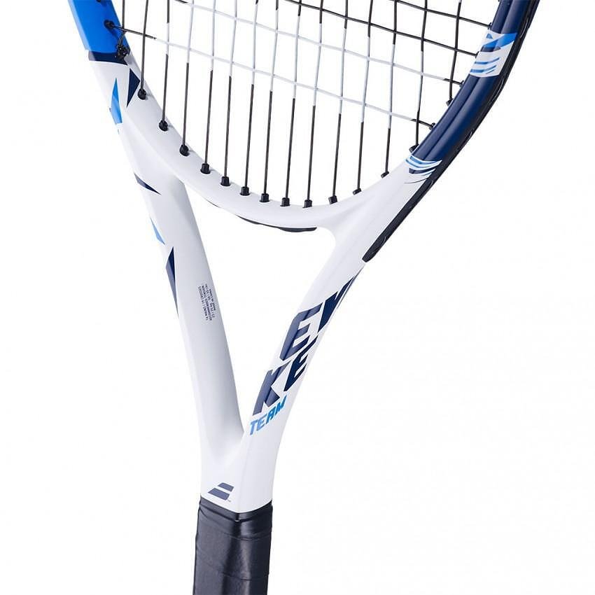 Rachetă de tenis Babolat Evoke Team – o rachetă de tenis ușoară și elegantă pentru începători și amatori, ideală pentru control și confort.