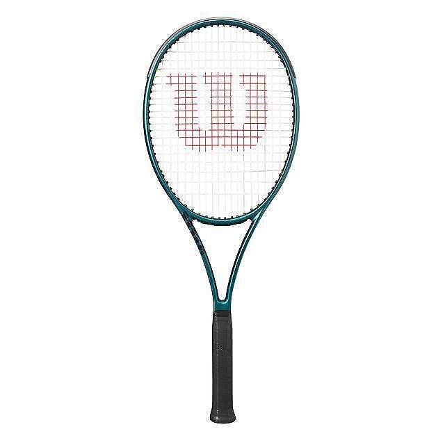 Wilson Blade 98 18x20 V9 tennis racket - Wilson Blade V9 with control and power for precise play.