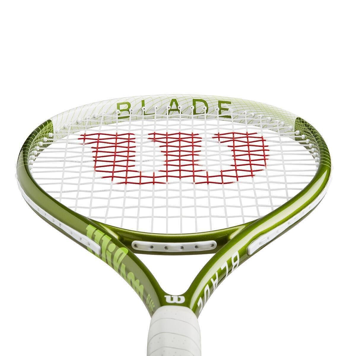 Тенис ракета Wilson Blade Feel Team 103 с мощност, контрол и маневреност за тенис и тенис екипировка.
